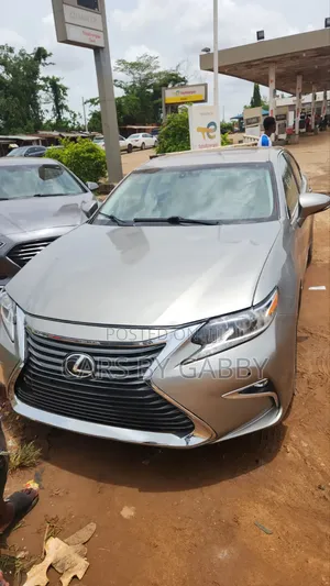 Lexus ES 2016 Gold