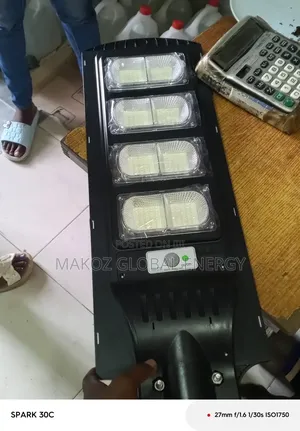 Brand New 800w Solar Street Light