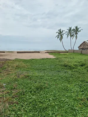 Gazette Survey Beach Front 3 Plots