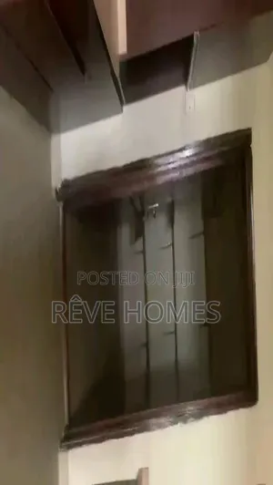Furnished 3bdrm Block of Flats in Adekunle for rent