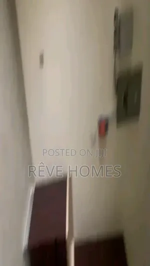 Furnished 3bdrm Block of Flats in Adekunle for rent