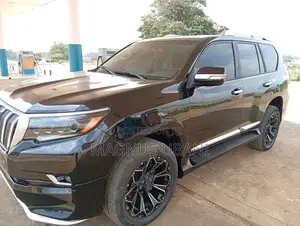 Toyota Land Cruiser Prado 4.0 Petrol TX-L 2010 Black