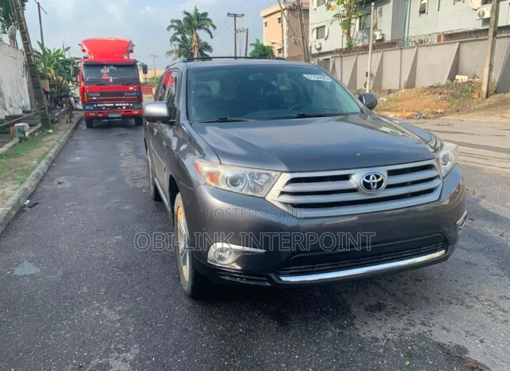 Toyota Highlander 2013
