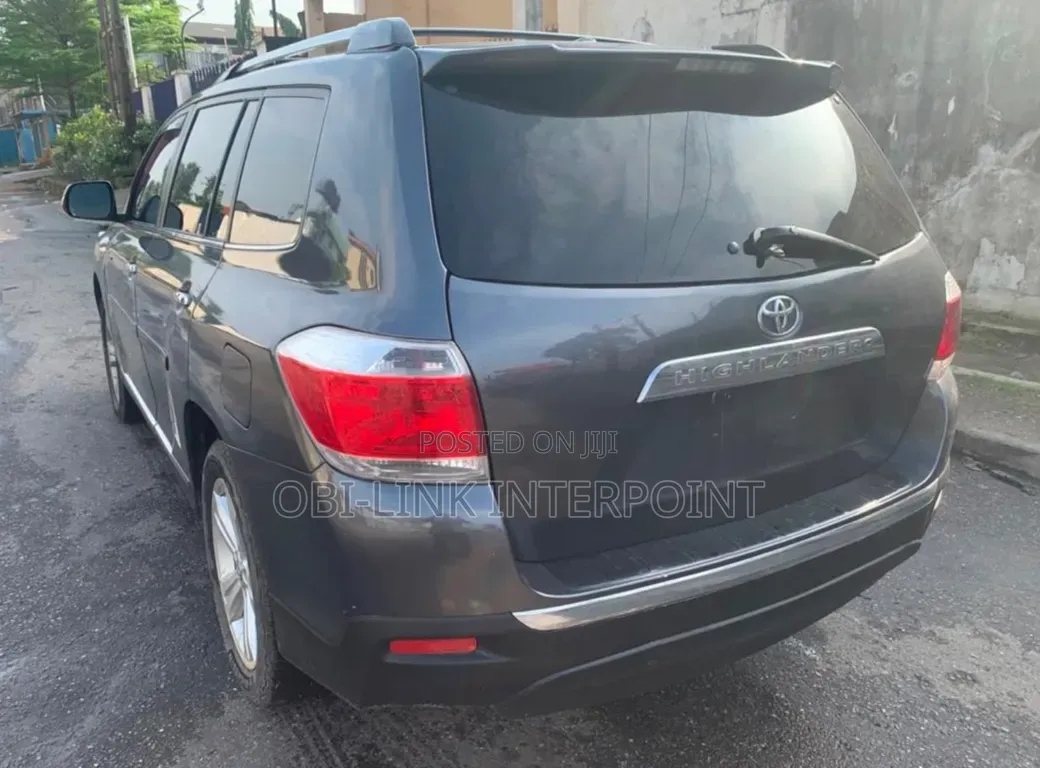 Toyota Highlander 2013
