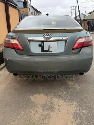Toyota Camry XLE V6 4dr Sedan (3.5L 6cyl 6AM) 2008 Gray