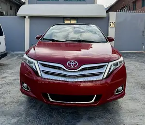 Toyota Venza Limited AWD V6 2013 Red
