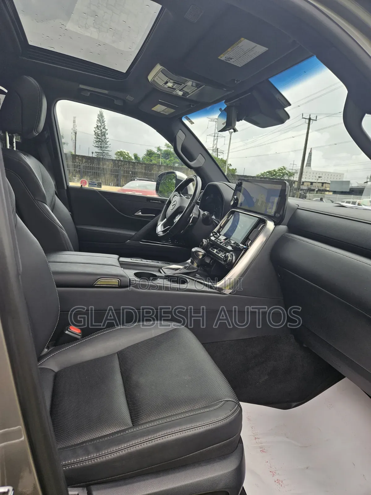 Lexus LX 2023 Teal