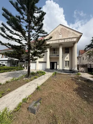 Furnished 6bdrm Mansion in Private Estate Lekki for sale