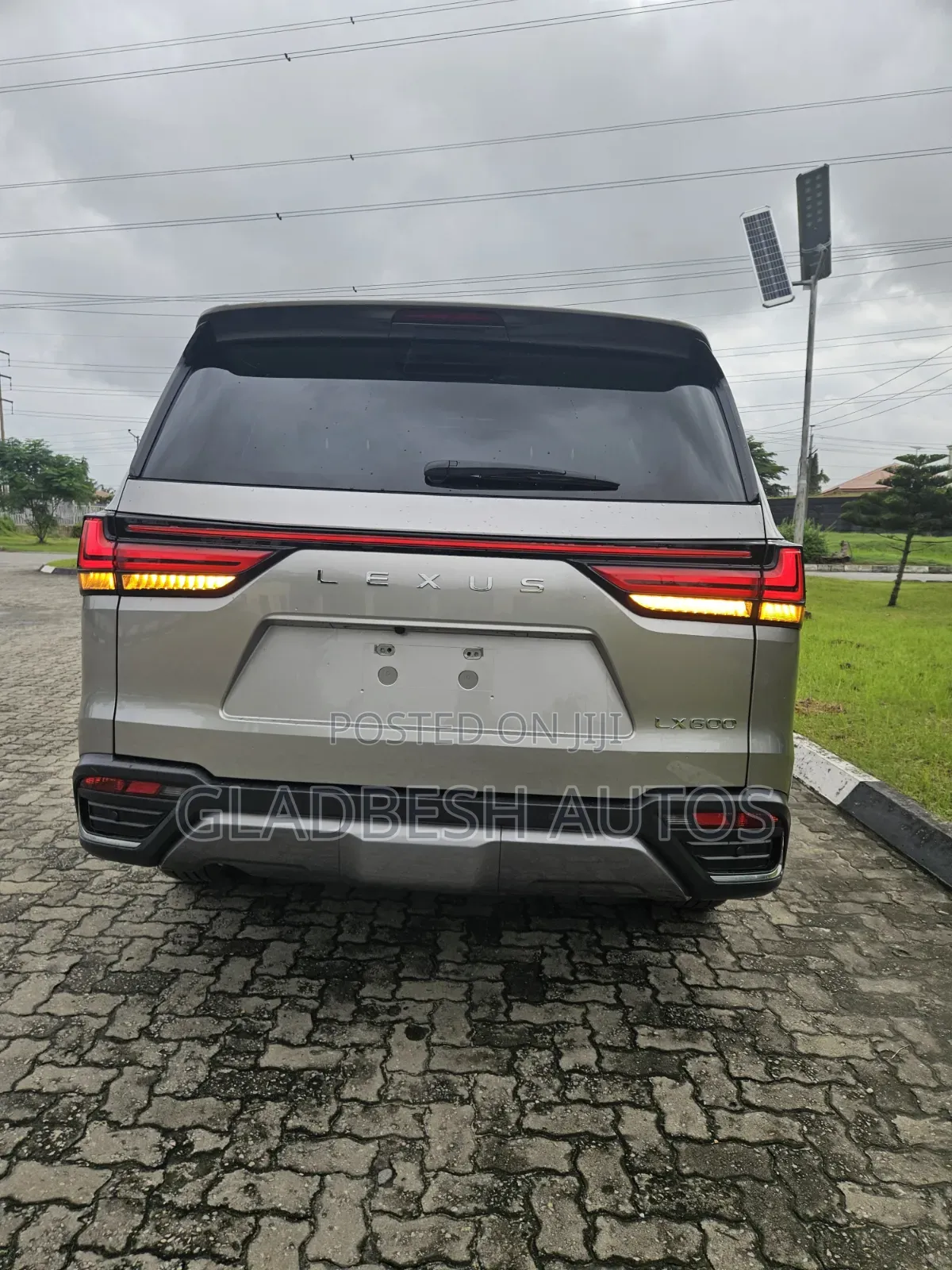 Lexus LX 2023 Teal