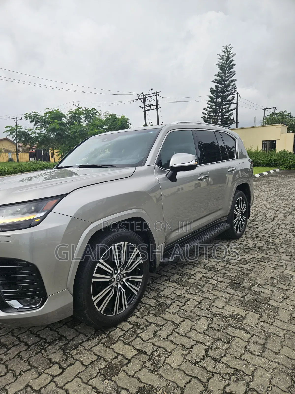 Lexus LX 2023 Teal