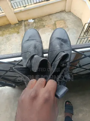 Leather Chelsea Boot