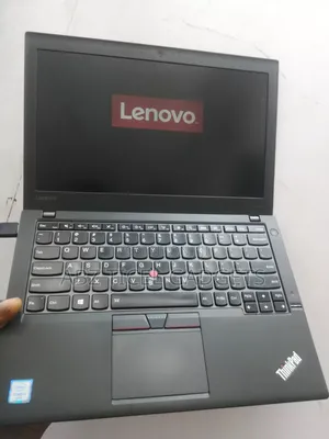 Laptop Lenovo ThinkPad X260 8GB Intel Core i5 HDD+SSD 500GB