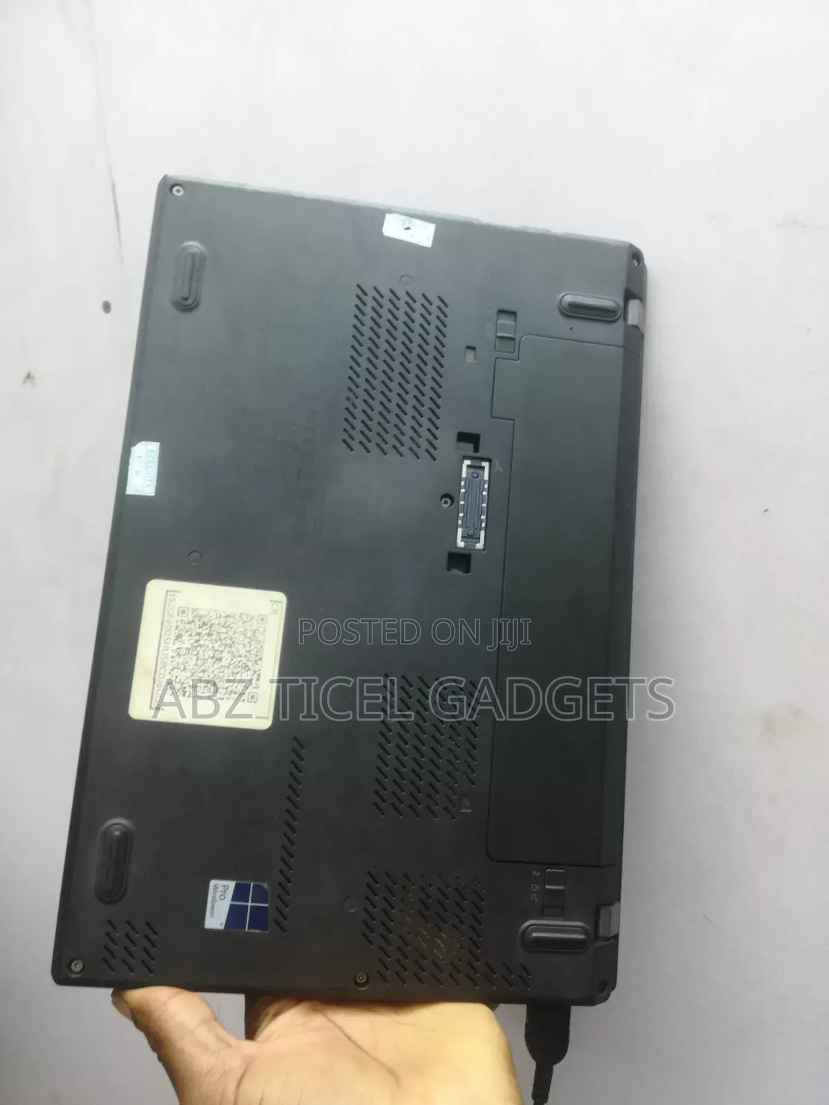 Laptop Lenovo ThinkPad X260 8GB Intel Core i5 HDD+SSD 500GB
