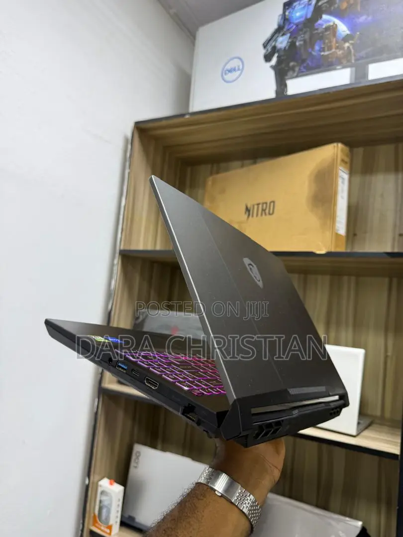 New Laptop MSI 16GB Intel Core i7 SSD 1T