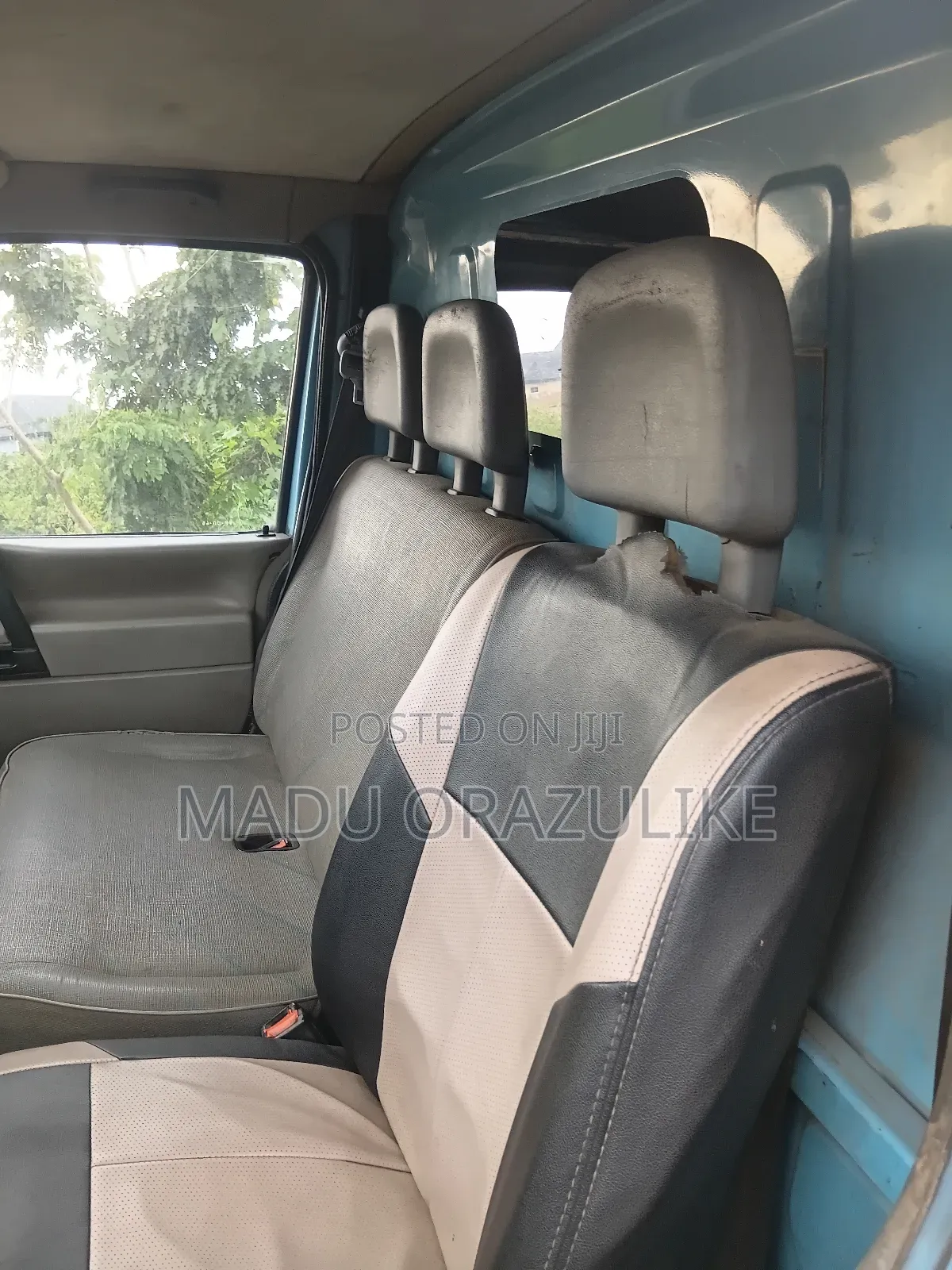 Volkswagen Transporter 2005 Yellow
