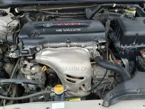 Toyota Camry 2006 Gold
