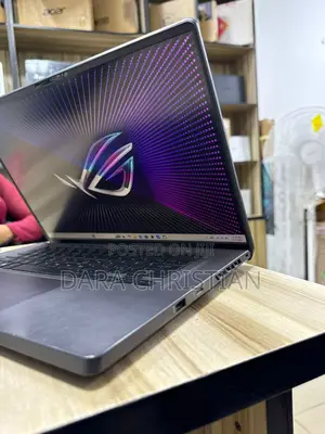 New Laptop Asus 16GB Intel Core i7 SSD 1T