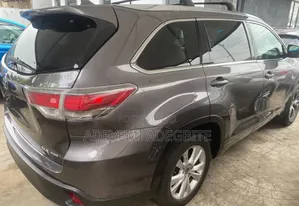 Toyota Highlander 2016 Gray