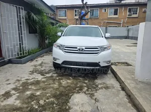 Toyota Highlander 2013 White