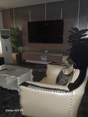 Furnished 3bdrm Duplex in Gra for rent