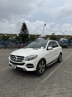 Mercedes-Benz GLE-Class 2018 White