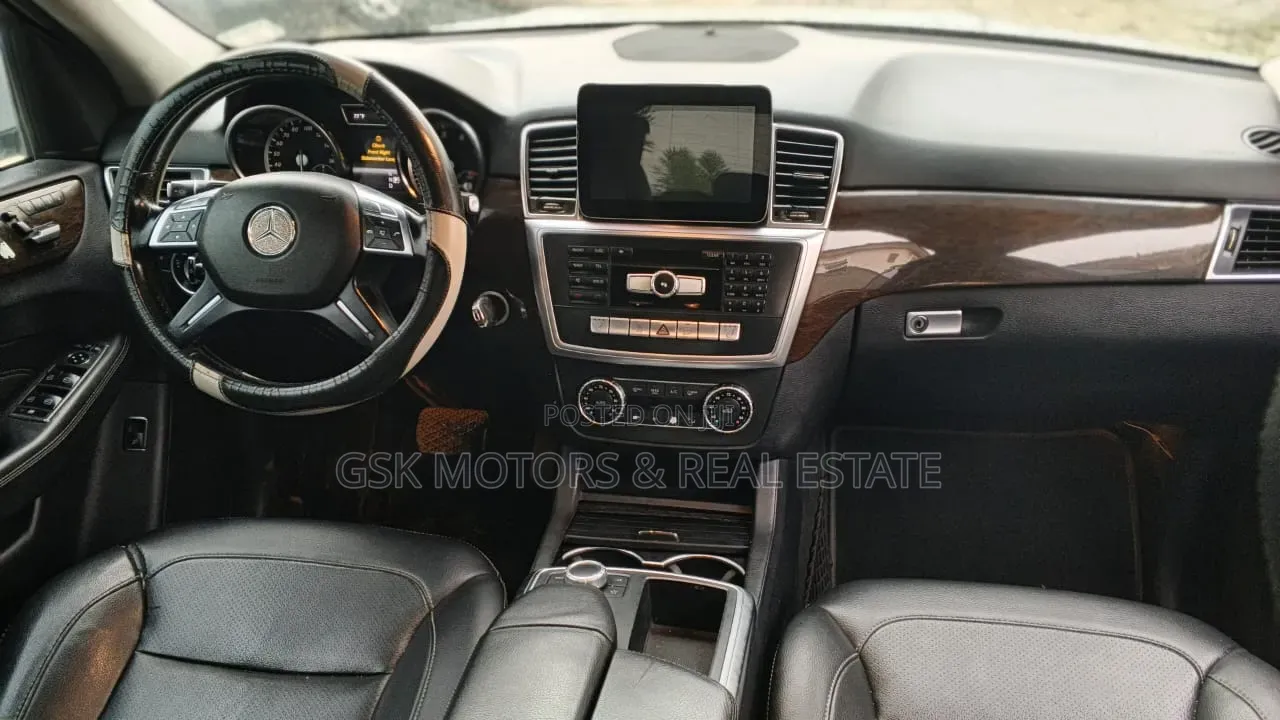 Mercedes-Benz M Class 2013 Silver