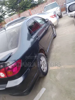 Toyota Corolla 2004 Gray