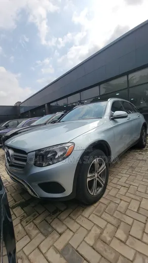 Mercedes-Benz GLC-Class 2016 Blue