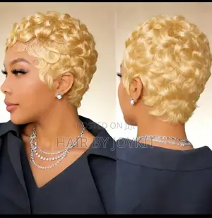 Chioma Blonde Wig