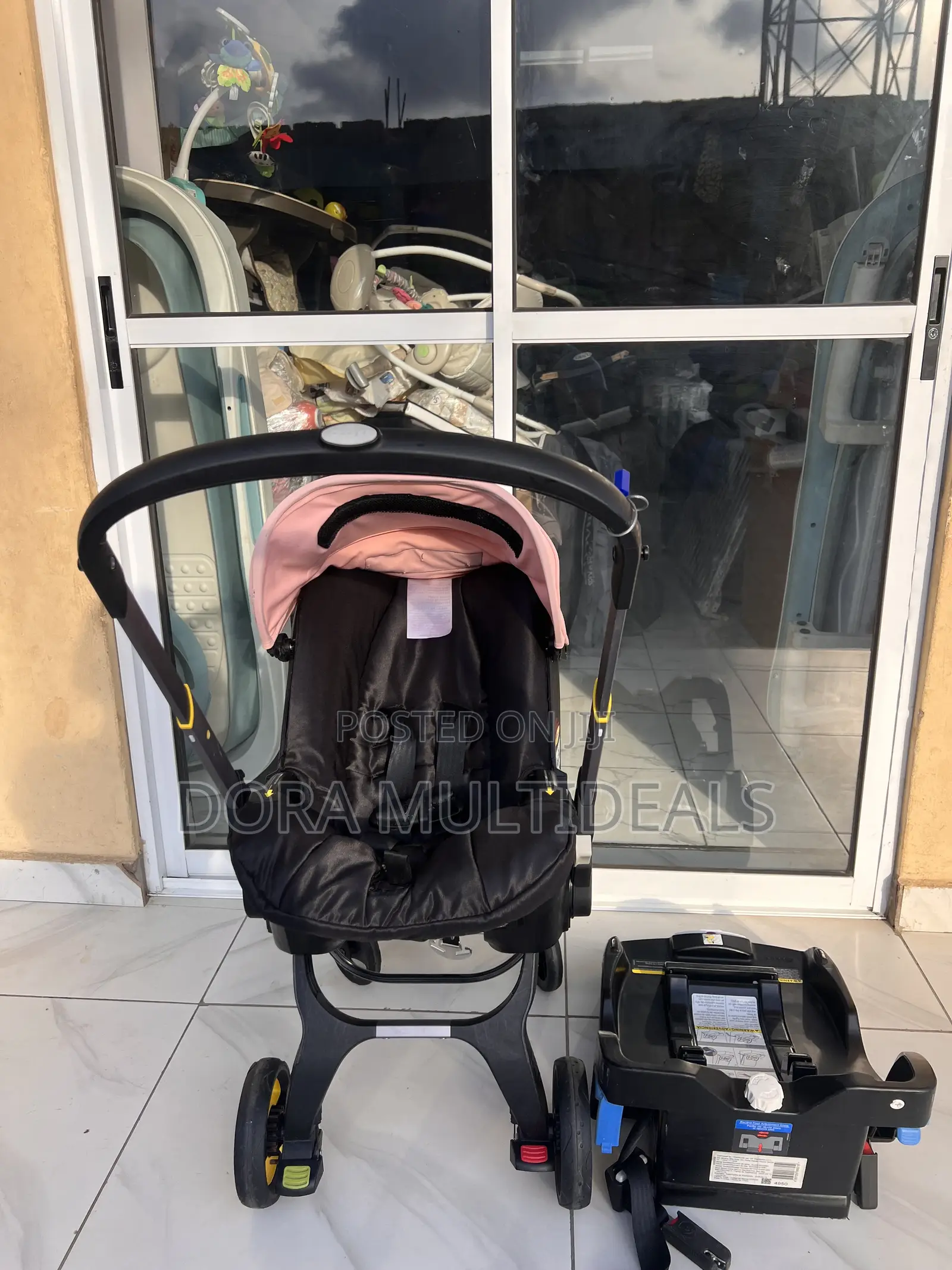 Doona+ Infant Car Seat Stroller Includes Isofix Car Base