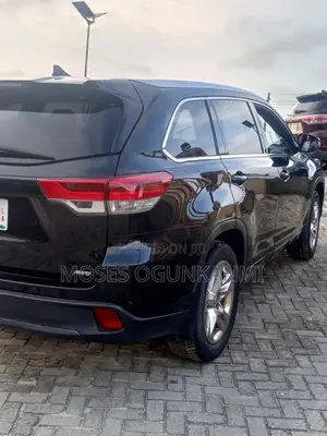 Toyota Highlander 2015 Black