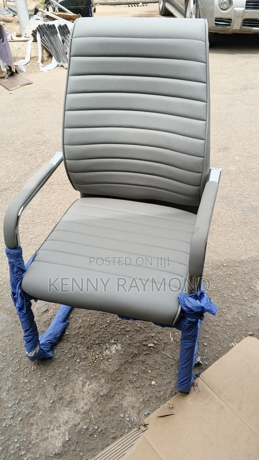 Executive Visitors Chair