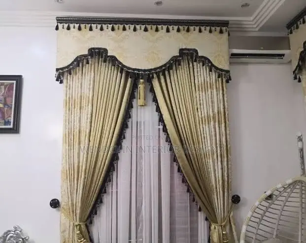 Curtain With Board Design