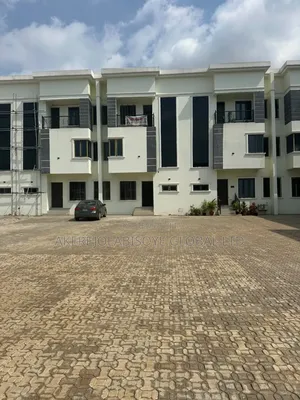 4bdrm Duplex in Lifecamp Abuja for sale