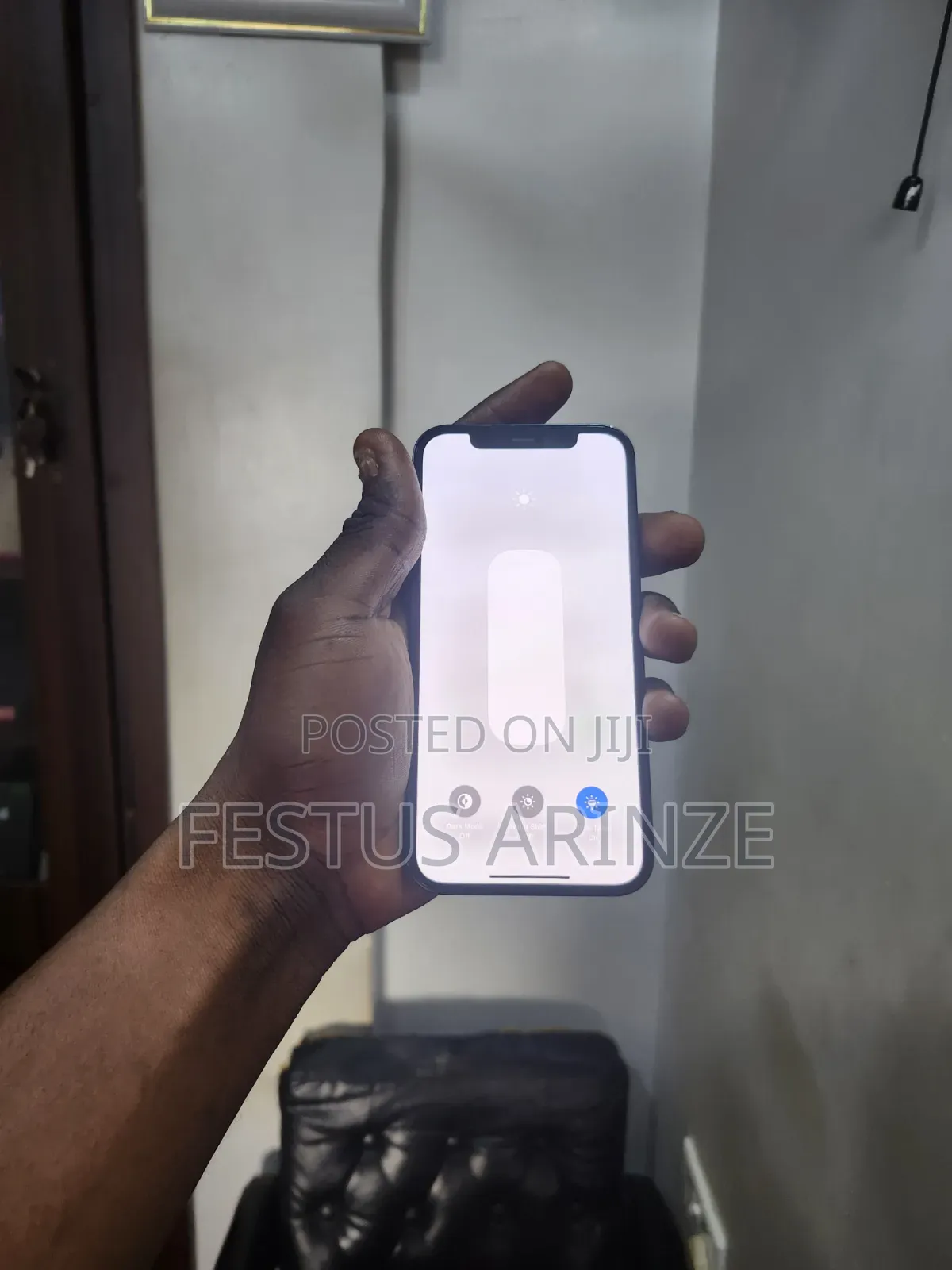 Apple iPhone 12 64 GB Black