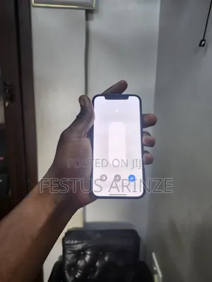 Apple iPhone 12 64 GB Black