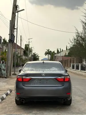 Lexus ES 2014 Gray