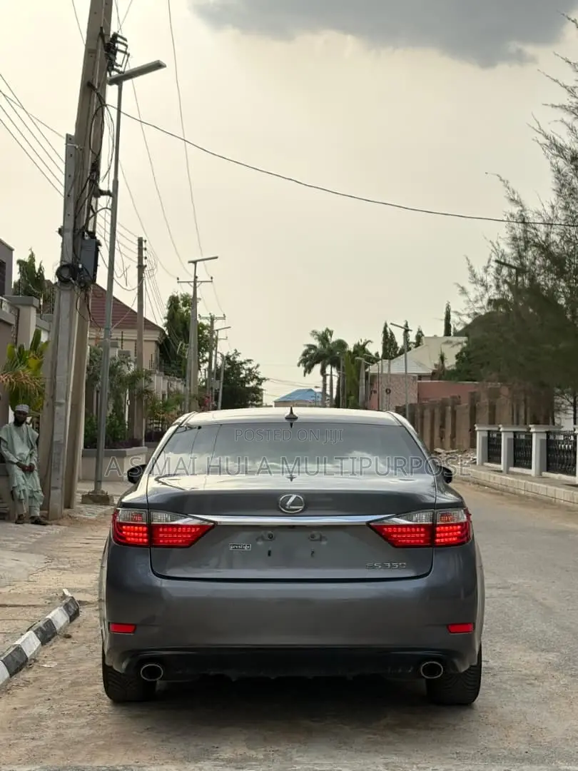 Lexus ES 2014 Gray