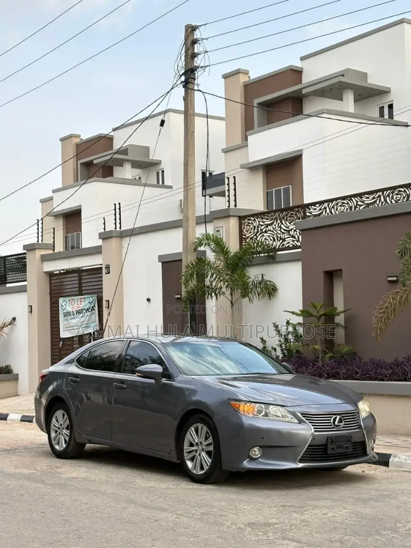 Lexus ES 2014 Gray