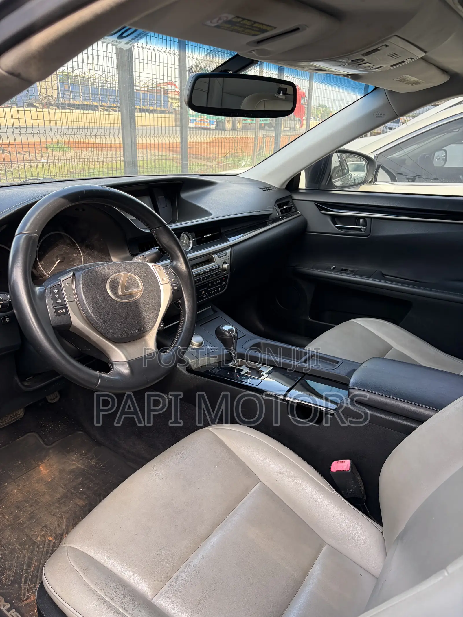 Lexus ES 2014 Gray