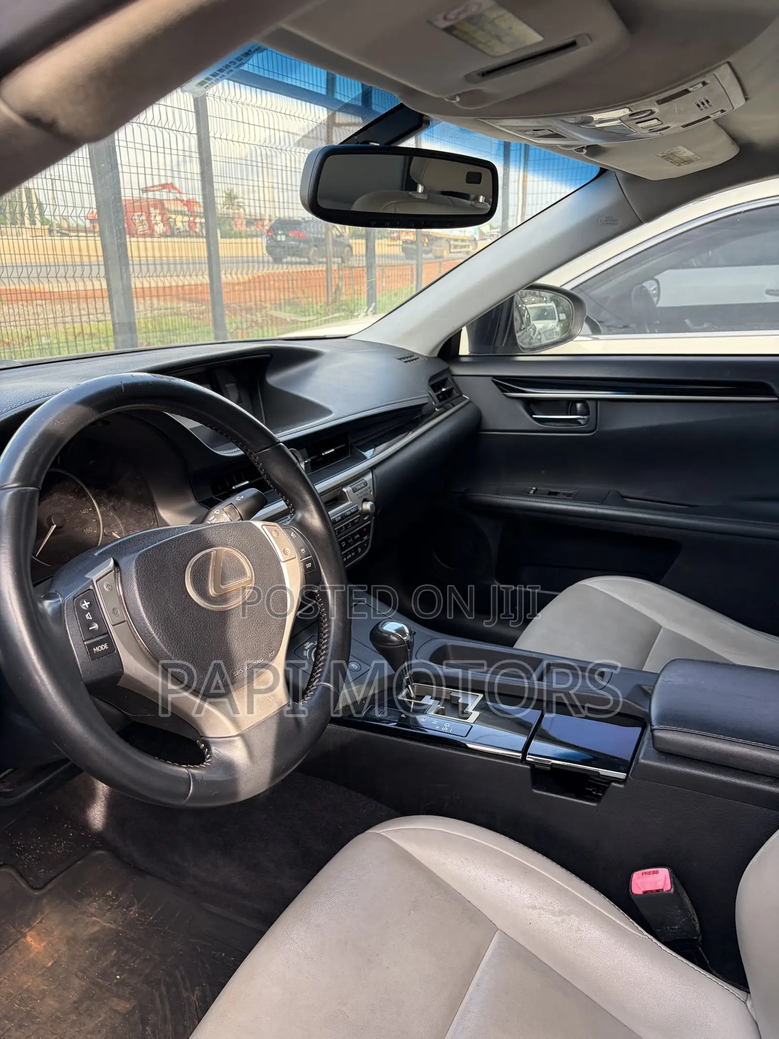 Lexus ES 2014 Gray