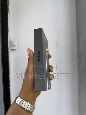 New Samsung Galaxy Z Flip7 256 GB Black