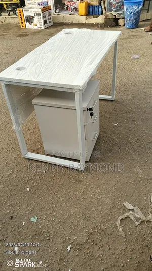 Semi Executive Working Table