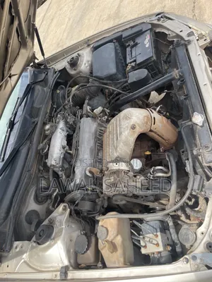 Toyota Camry LE 4dr Sedan (2.4L 4cyl 5M) 2002 Gold