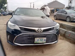Toyota Avalon XLE Premium Sedan FWD (3.5L 6cyl 6A) 2013 Black