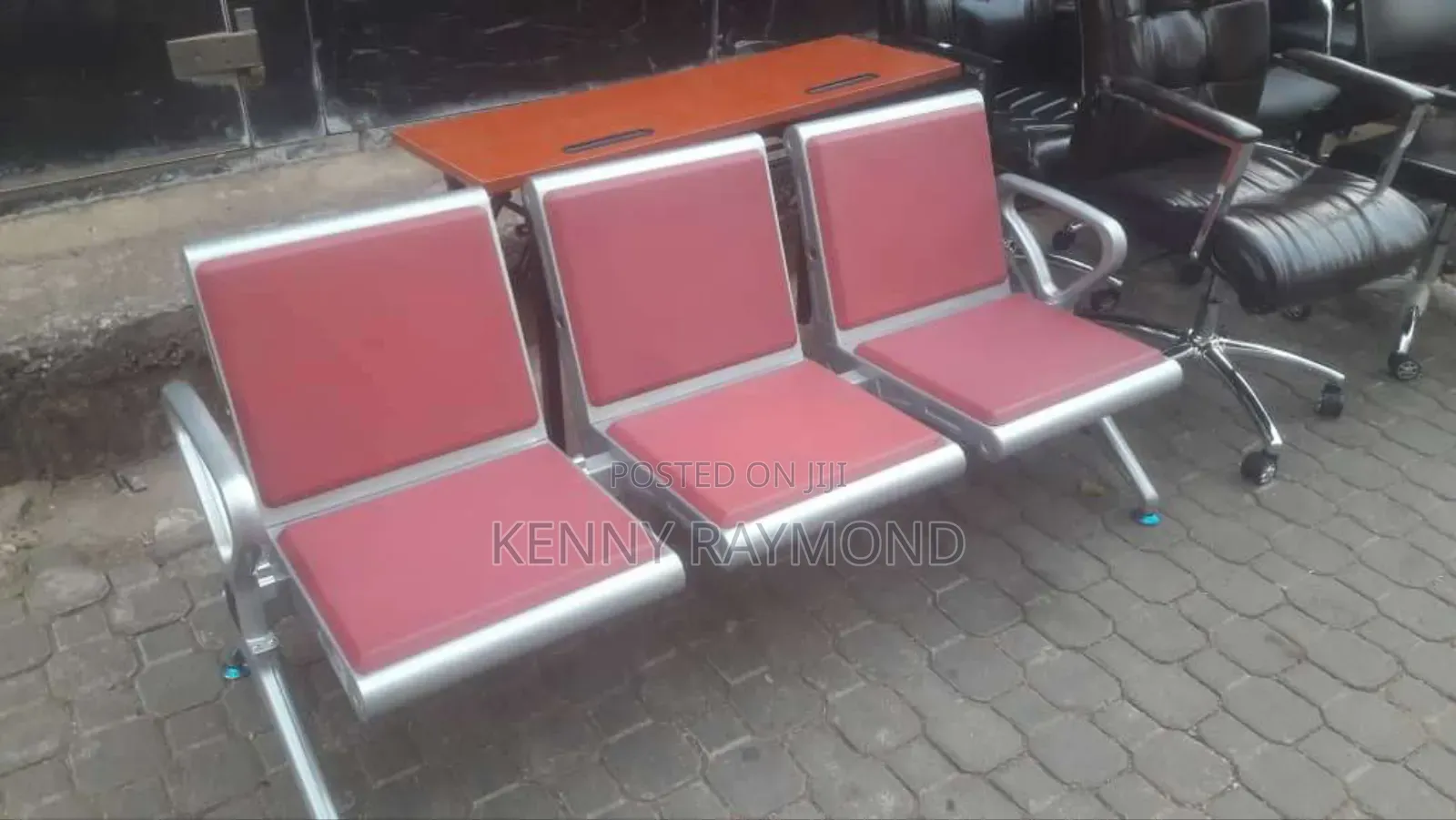 Executives 3 in 1 Padded Visitors Chair