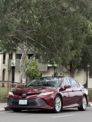 Toyota Camry 2019 Red
