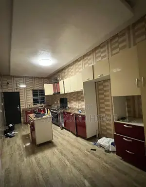 1bdrm Room & Parlour in Grace Court, Chevron for rent