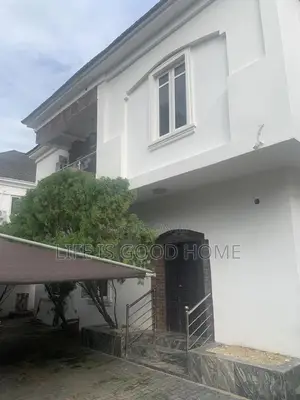 1bdrm Room & Parlour in Grace Court, Chevron for rent