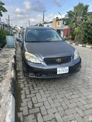 Toyota Matrix XR Hatchback AWD (1.8L 4cyl 4A) 2006 Gray